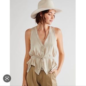 NWT FREE PEOPLE shena vest top